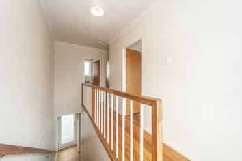 7/55 Apu Crescent, Lyall Bay
