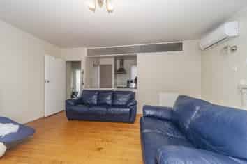 7/55 Apu Crescent, Lyall Bay