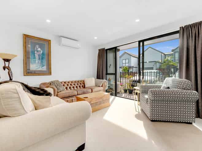 1/11 Paketai Lane, Beachlands