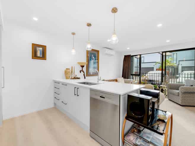 1/11 Paketai Lane, Beachlands