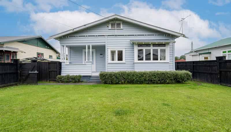 3 Bernard Street, Avenues