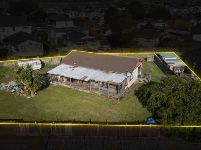 14 Mcgreal Place, Clendon Park