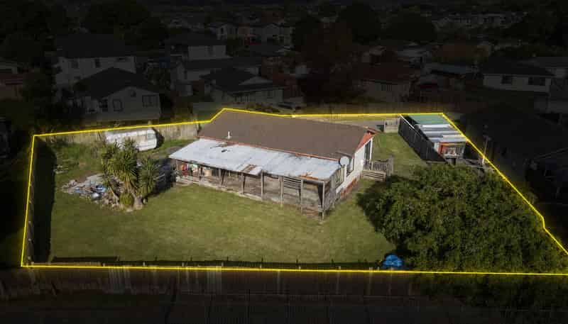 14 Mcgreal Place, Clendon Park