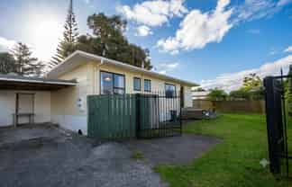 61b Palmers Road, Clendon Park