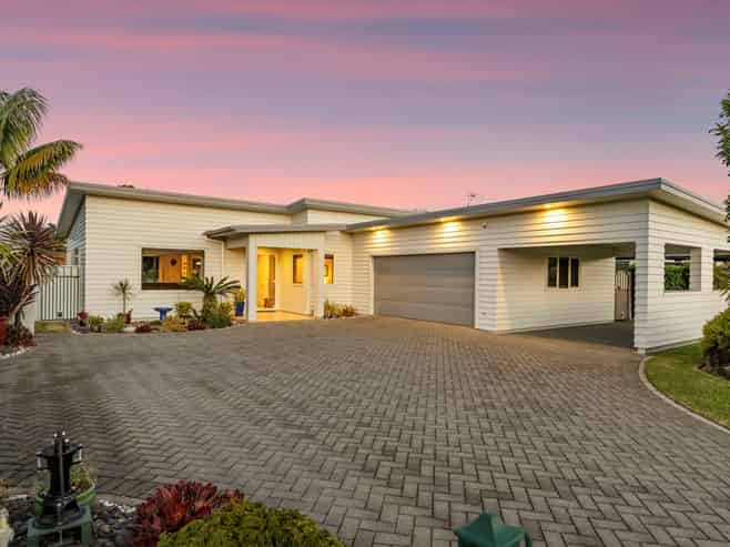 6 Montego Drive, Papamoa