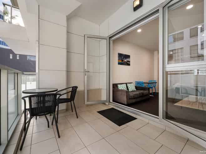 210/85 Beach Road, Auckland Central