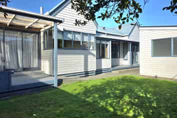 30 Tudor Street, Hokitika