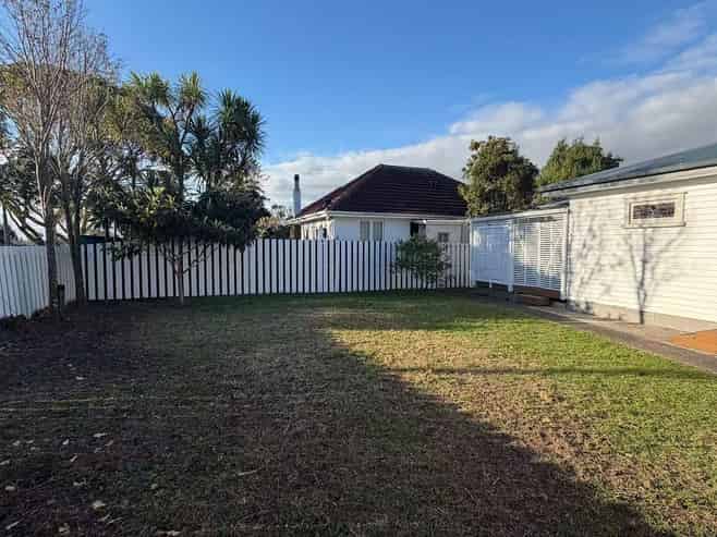 19 Koromiko Street, New Lynn