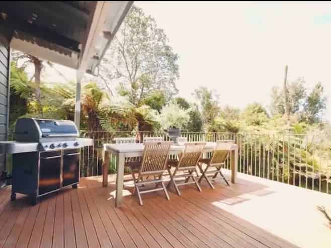 Auckland - Address withheld