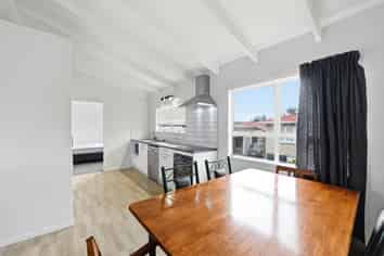 9 and 9A Frank Street, Koutu
