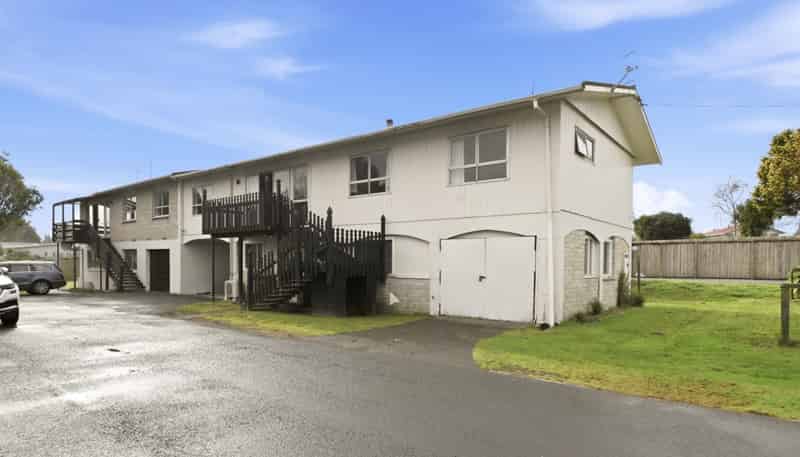 9 and 9A Frank Street, Koutu