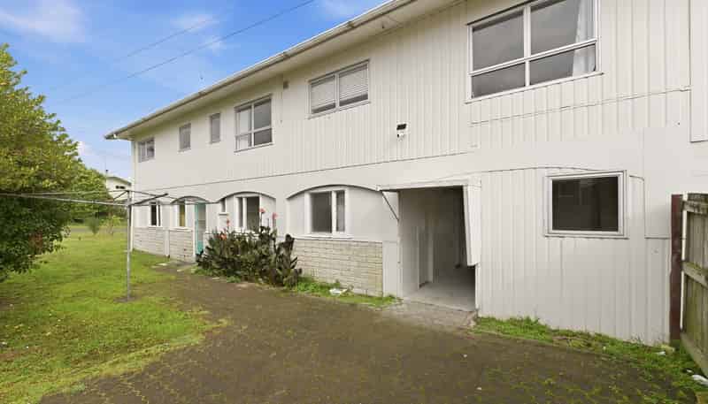 9 and 9A Frank Street, Koutu