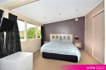 298 Kenmure Road, Kenmure