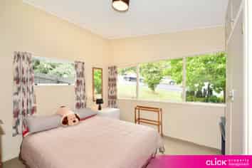 298 Kenmure Road, Kenmure