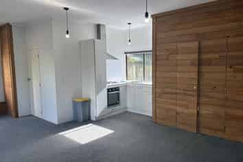 a/19 Merehai Place , Snells Beach