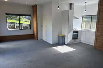 a/19 Merehai Place , Snells Beach