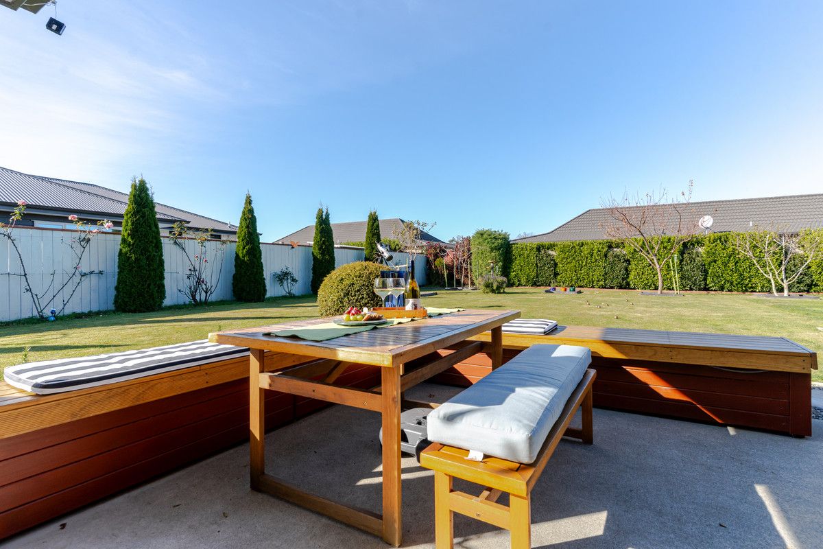 Wonderful 4-Bedroom Family Home in a Fantastic Location – pohled 2