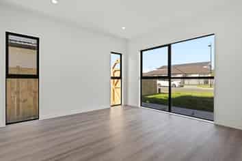 16 Gertrude Cole Road, Clarks Beach