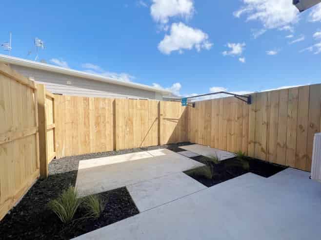 3/12 Charlemont Street, Whitiora