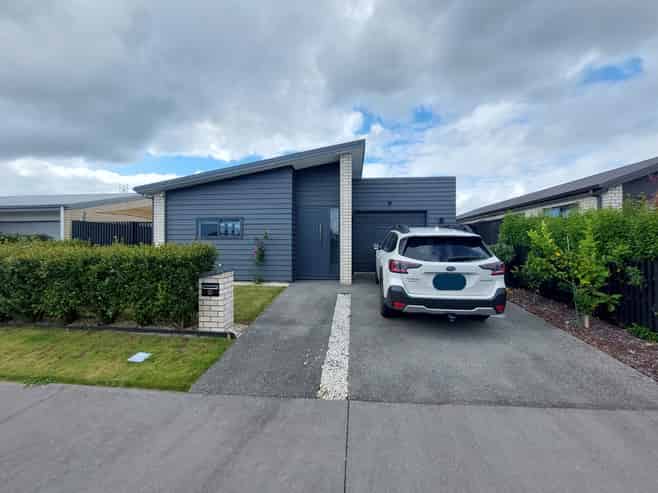 10 Trewern Avenue, Chartwell