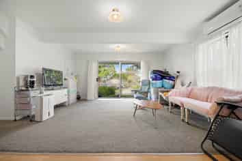 21 Howard Hunter Avenue, Saint Johns