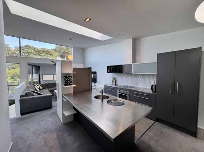5/2 Onslow Road, Khandallah