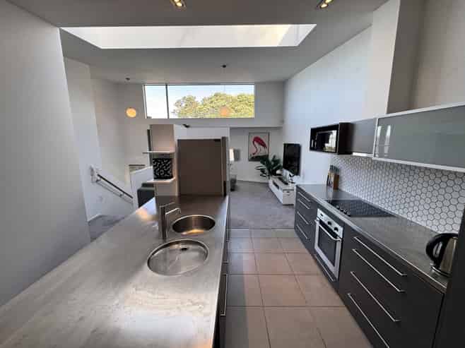 5/2 Onslow Road, Khandallah