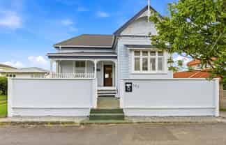 1/102 Queen Street, Northcote Point