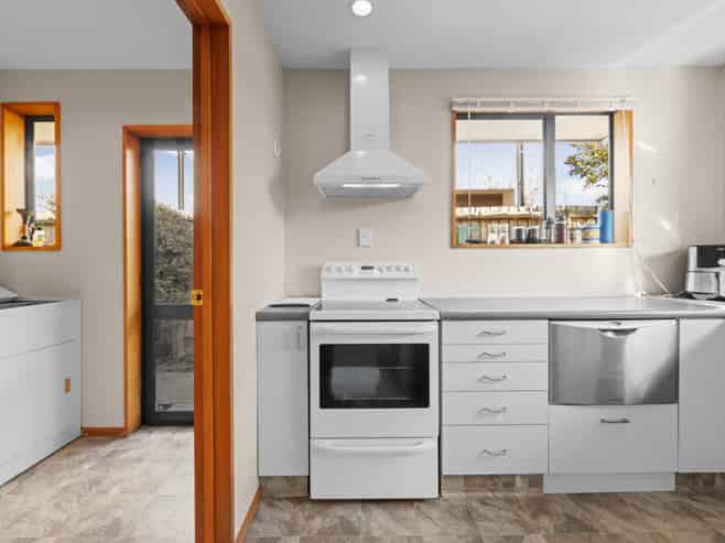 2/31 Sails Street, Papanui