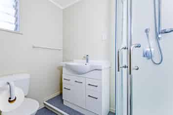 157 Browns Bay Rd, Browns Bay