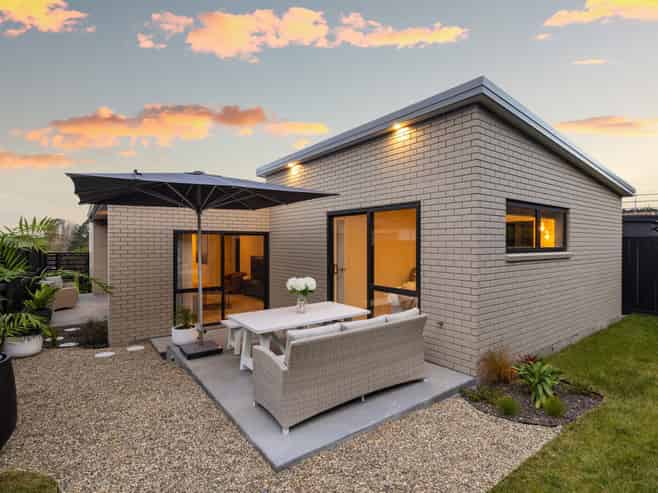 16 Lumino Terrace, Peacocke