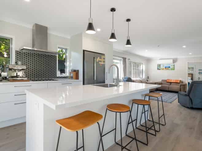 11a Hillview Road, Waihi Beach