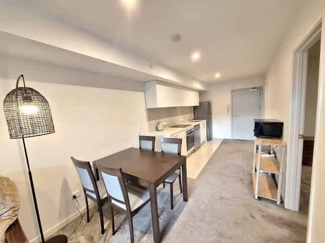 G06/8 Gray Ave, Mangere East