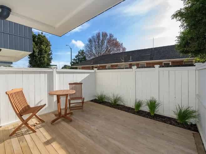 G06/8 Gray Ave, Mangere East