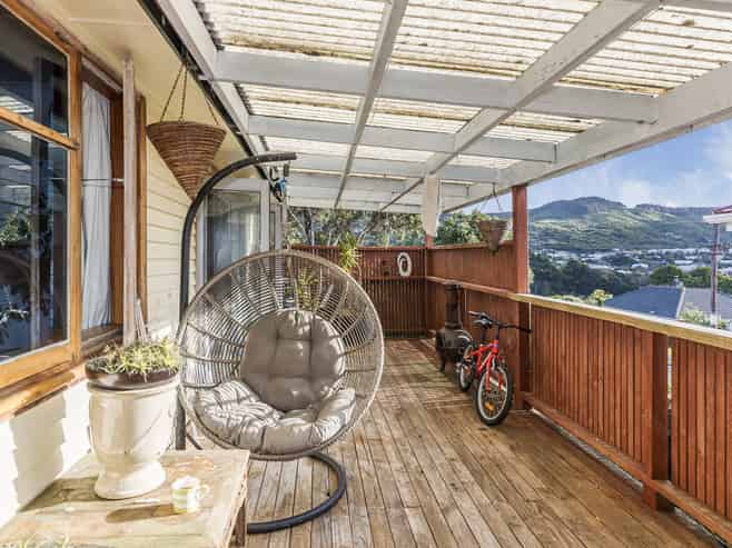 81 Taylor Terrace, Tawa