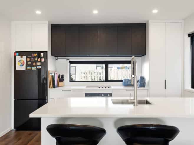 84 Jacks Landing Drive, Hamilton Lake