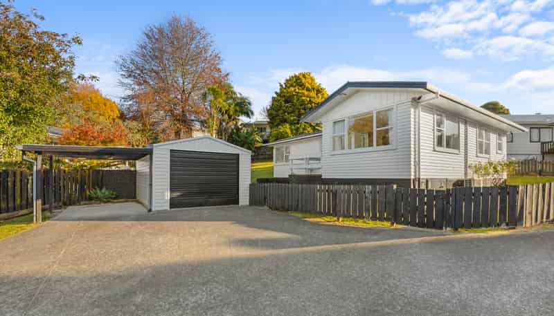 1/23 Okareka Place, Pakuranga Heights