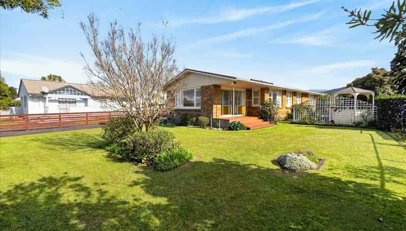 15 Carisbrooke Street, Katikati