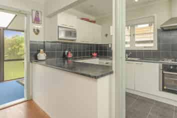 124 Portage Road, New Lynn