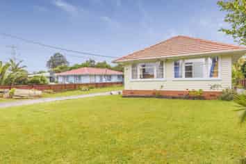124 Portage Road, New Lynn