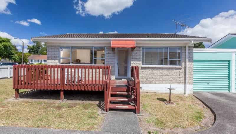 1/15 Cranberry Place, Bucklands Beach