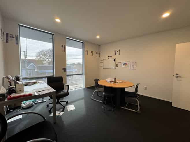 Boutique Merivale office