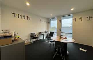 Boutique Merivale office