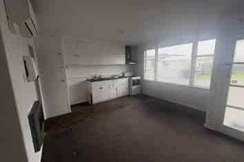 6/24 Pascal Street, Takaro