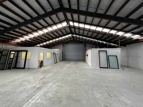 Quality Warehouse + Motivated Landlord