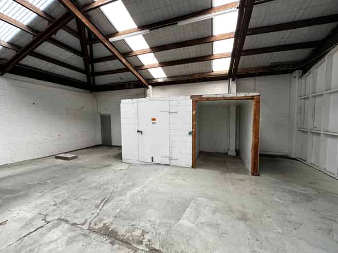Quality Warehouse + Motivated Landlord
