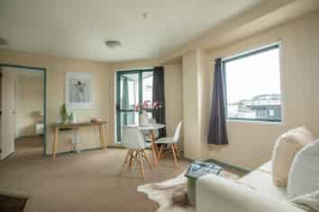 5C/13 Palm Grove, Berhampore