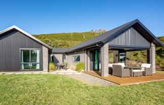 13 Sparrowhawk Way, Kinloch
