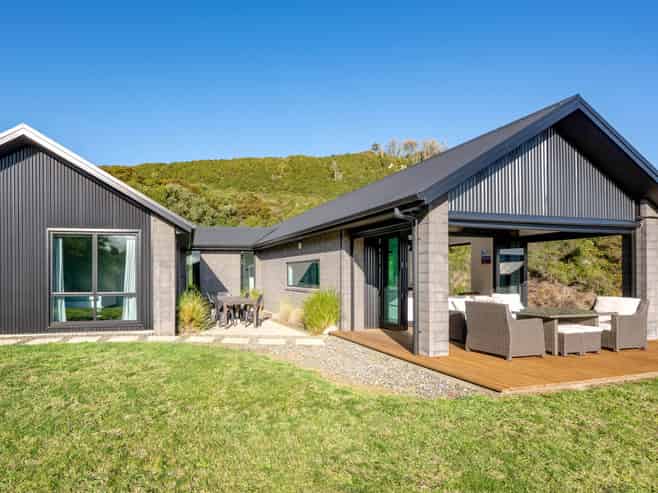 13 Sparrowhawk Way, Kinloch