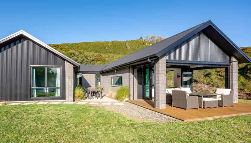 13 Sparrowhawk Way, Kinloch